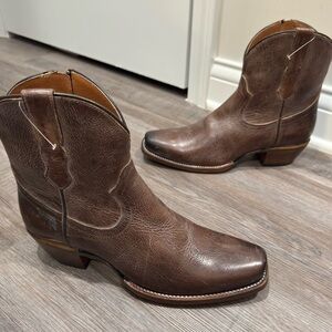 Cleo + Wolf Fern Western Cowboy Square Toe Chocolate Leather Boots